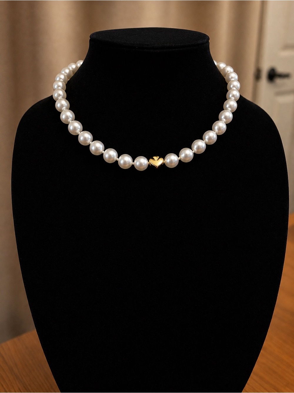 kate spade White Pearl Necklace with Gold Clover Charm